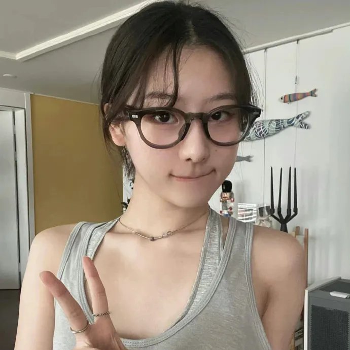艾达·雷德 海报